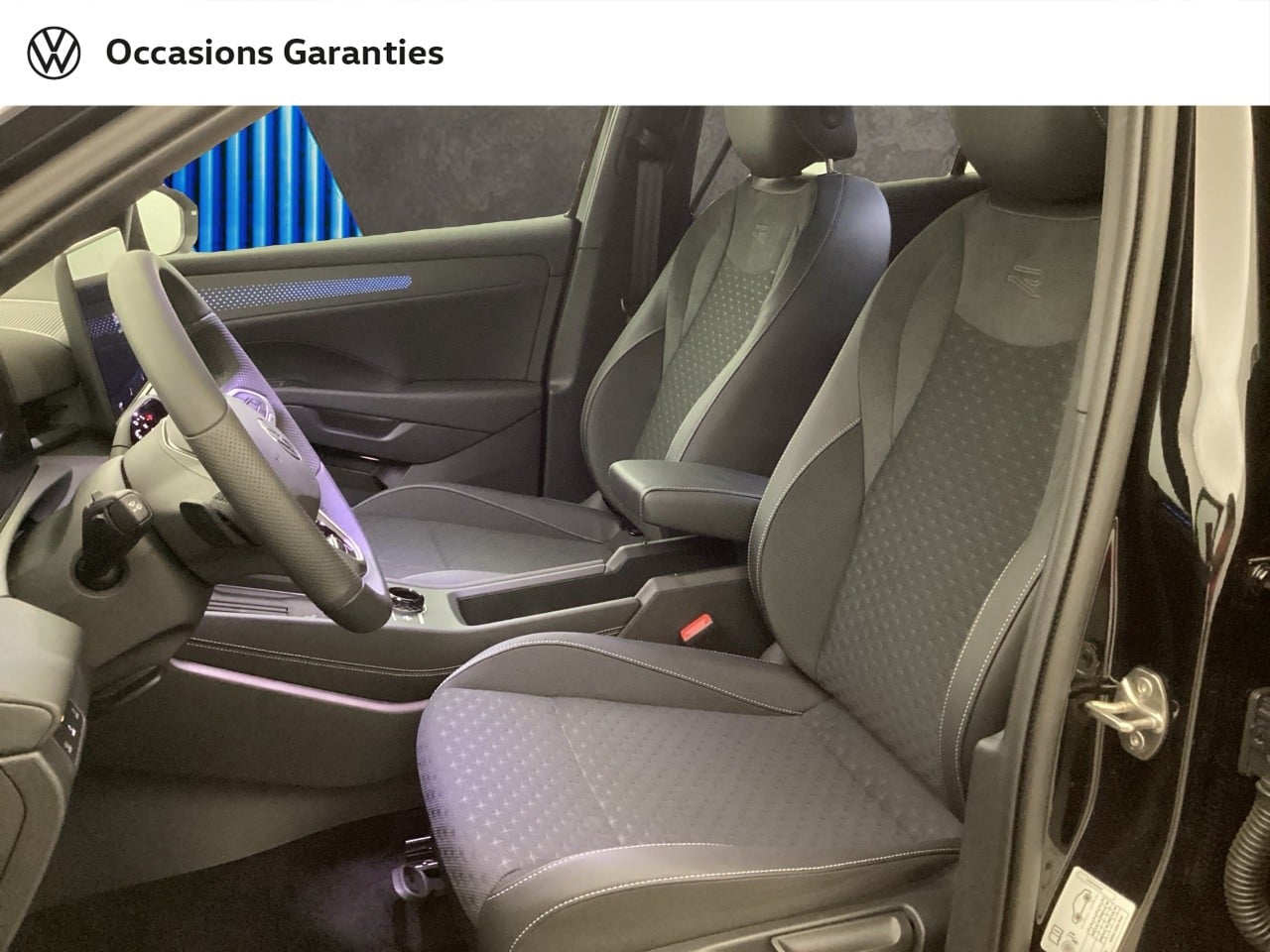 Voitures occasions VOLKSWAGEN T-ROC R-Line Mougins