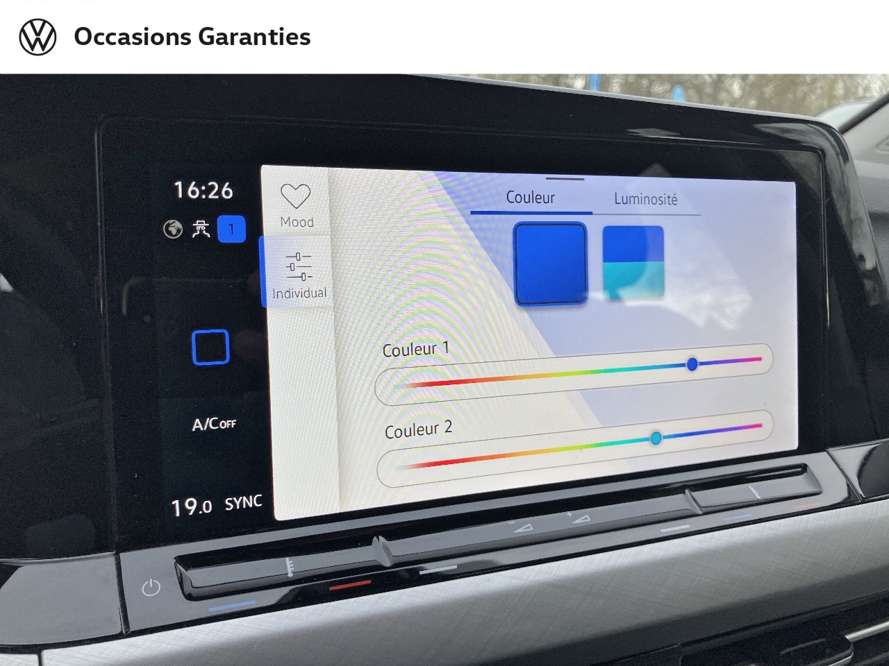 Voitures occasions VOLKSWAGEN GOLF Life Villeneuve-d'Ascq