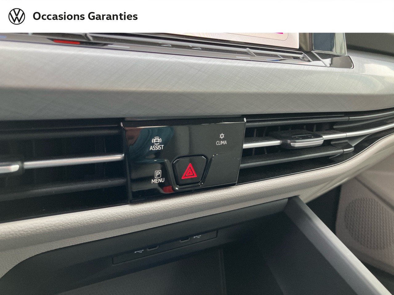 Voitures occasions VOLKSWAGEN GOLF Life Villeneuve-d'Ascq