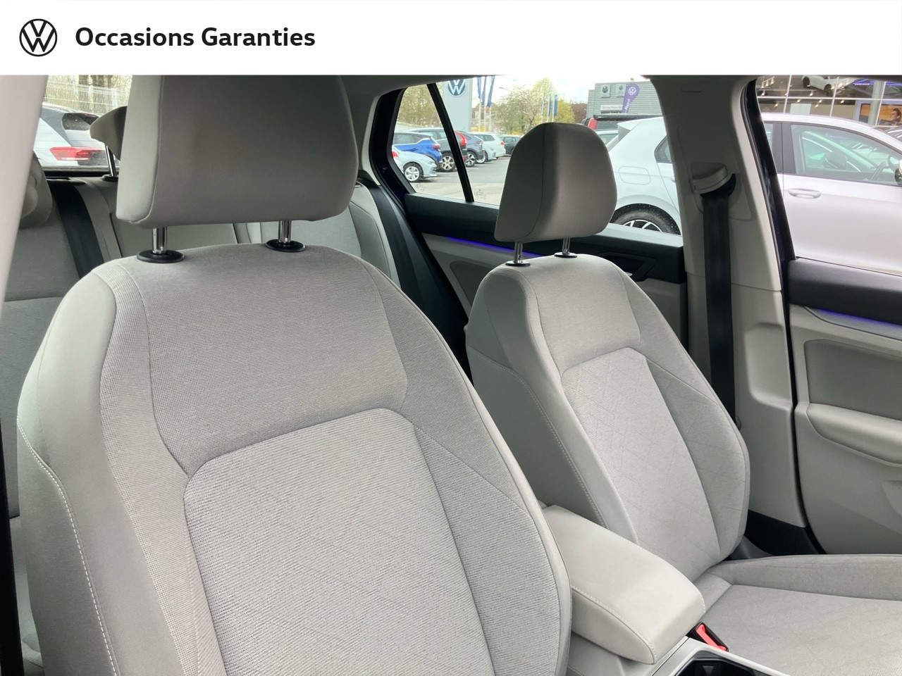 Voitures occasions VOLKSWAGEN GOLF Life Villeneuve-d'Ascq