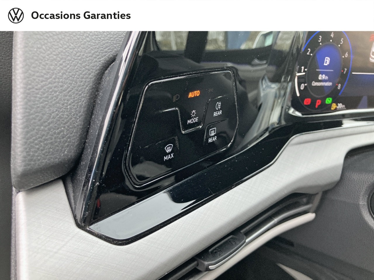 Voitures occasions VOLKSWAGEN GOLF Life Villeneuve-d'Ascq