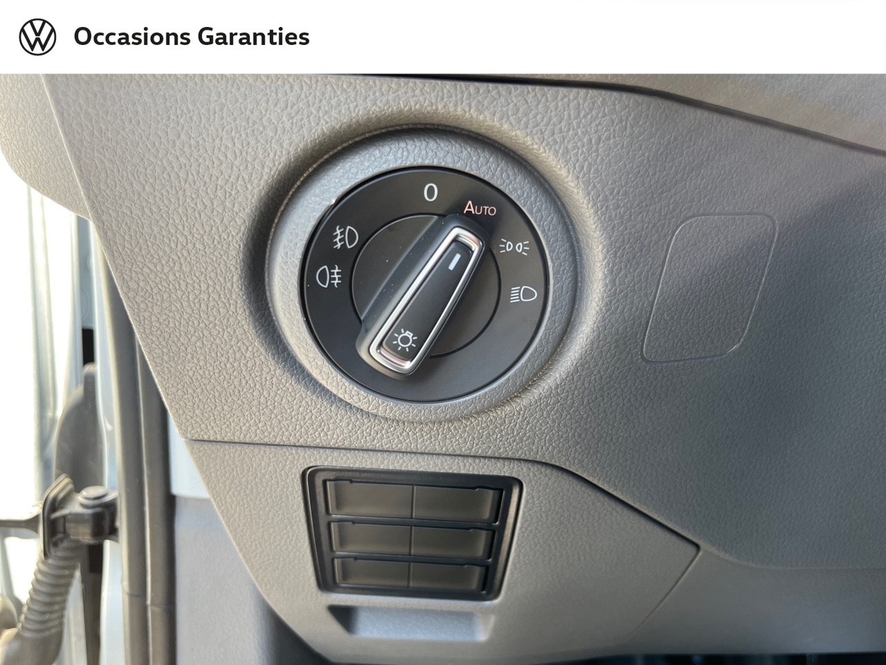 Voitures occasions VOLKSWAGEN Grand California Base Rivery