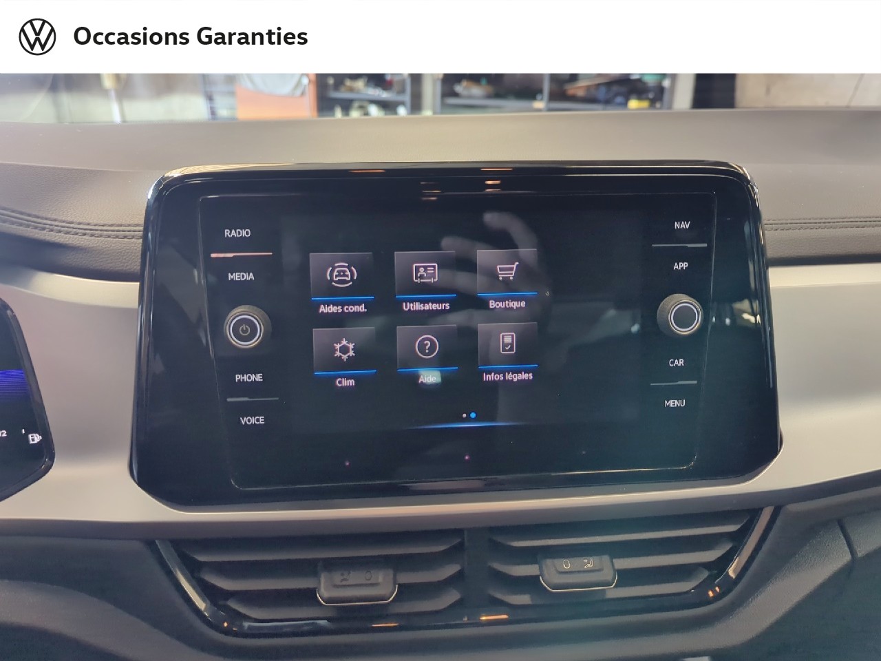 Voitures occasions VOLKSWAGEN T-ROC Life Business Villeneuve-d'Ascq