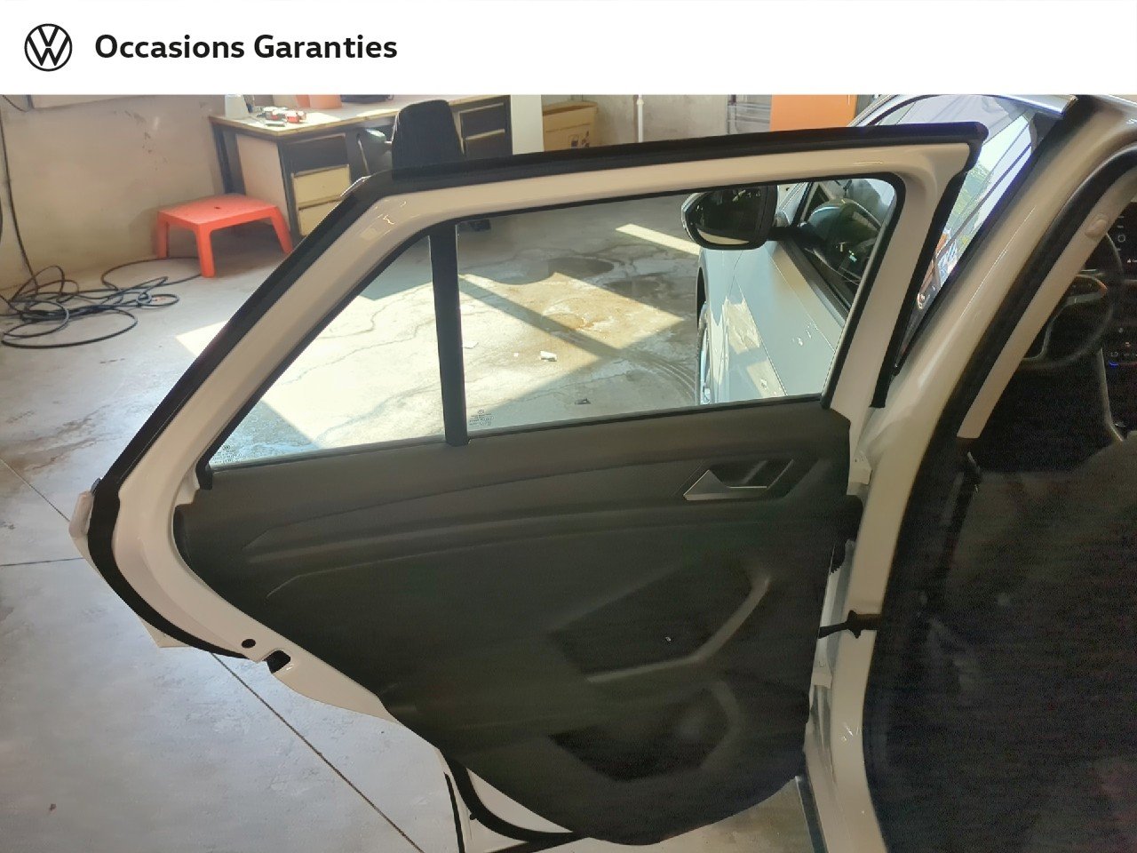 Voitures occasions VOLKSWAGEN T-ROC Life Business Villeneuve-d'Ascq