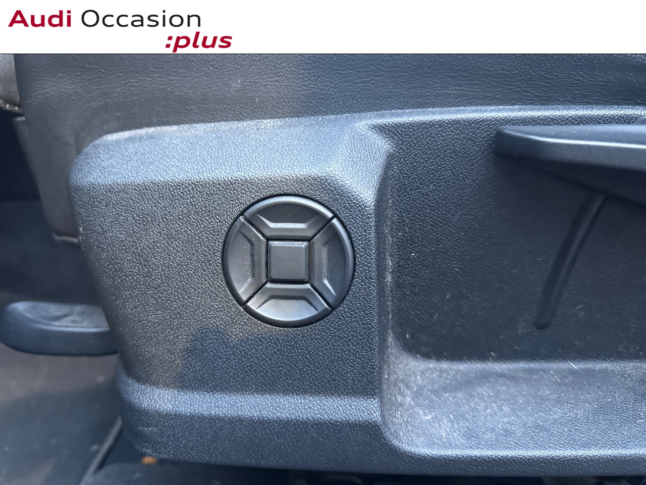 Voitures occasions Audi Q3 S line Lille