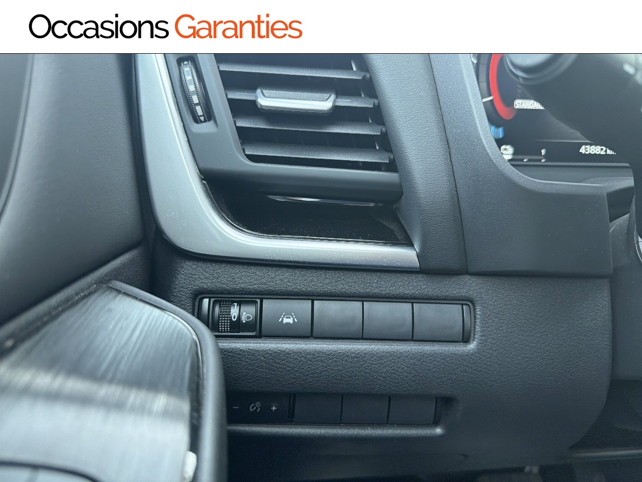 Voitures occasions NISSAN QASHQAI N-Connecta Rivery