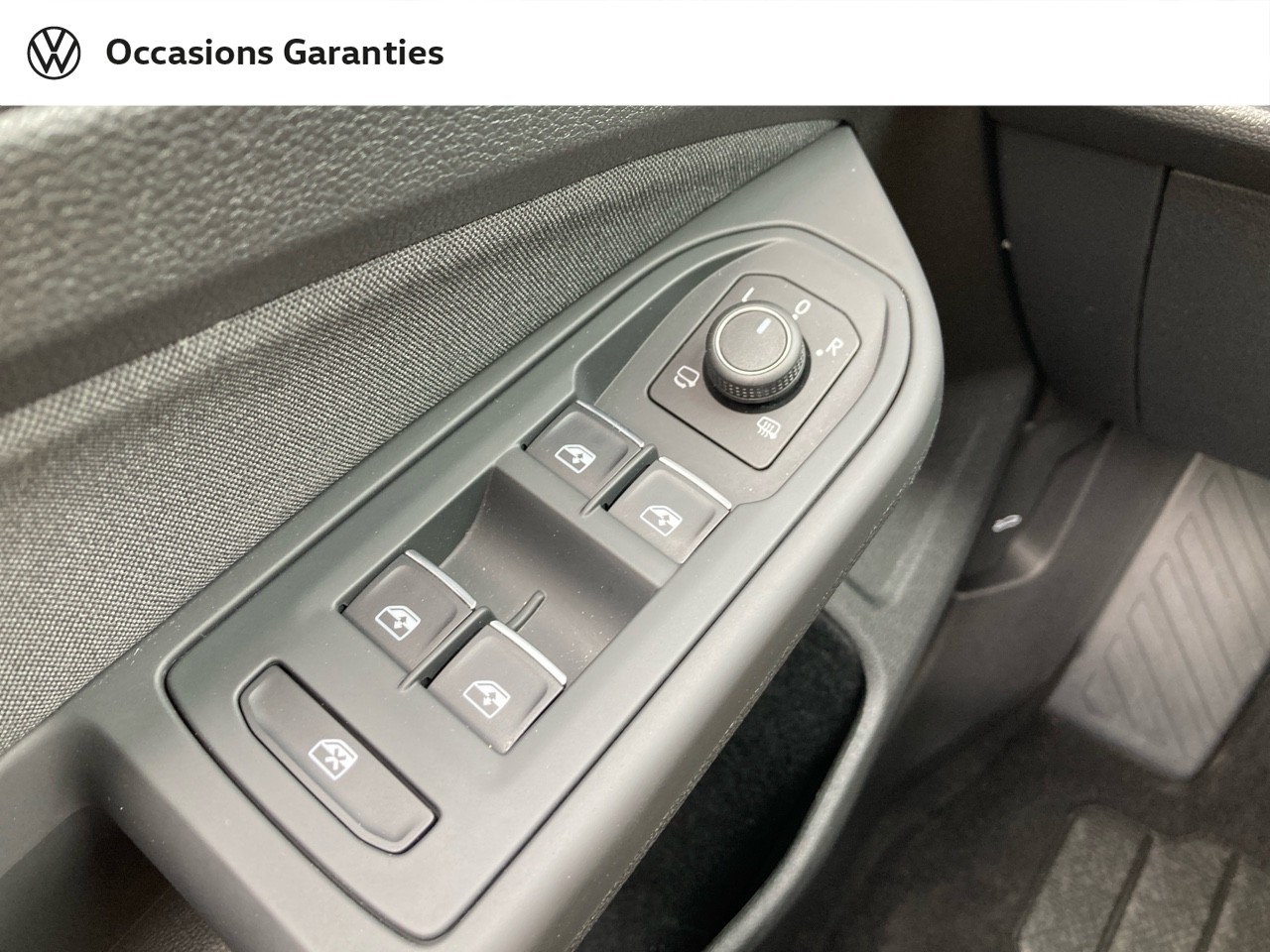 Voitures occasions VOLKSWAGEN GOLF Life 1st Abbeville