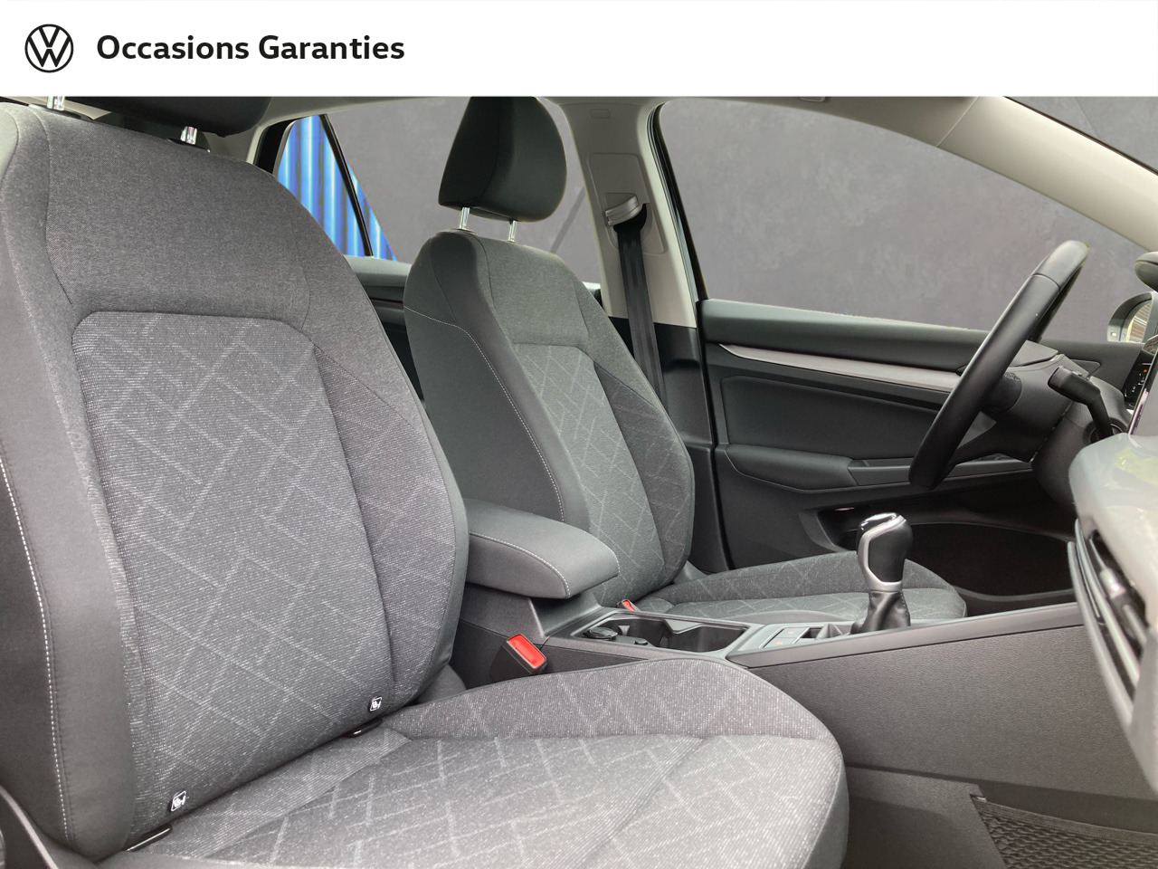 Voitures occasions VOLKSWAGEN GOLF Life 1st Abbeville