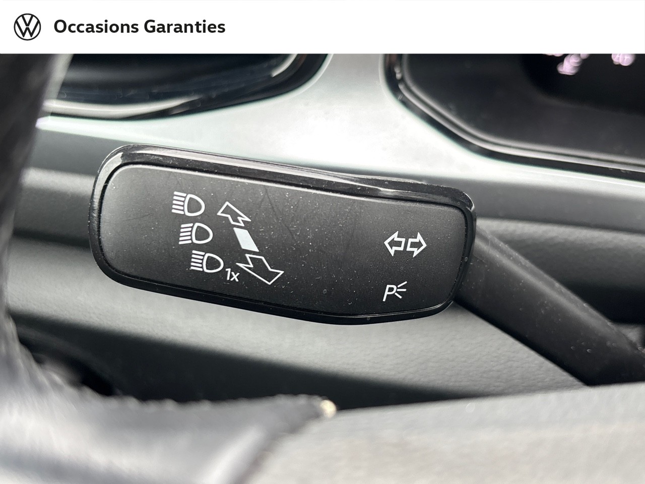 Voitures occasions VOLKSWAGEN T-ROC Life Plus Lens