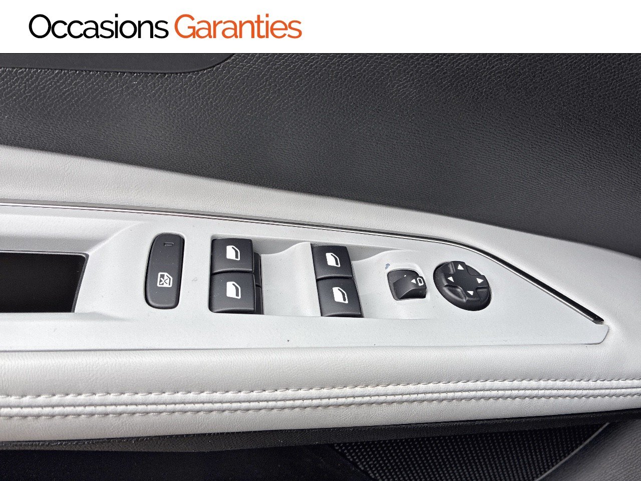 Voitures occasions PEUGEOT 5008 Allure Business Clermont-Ferrand