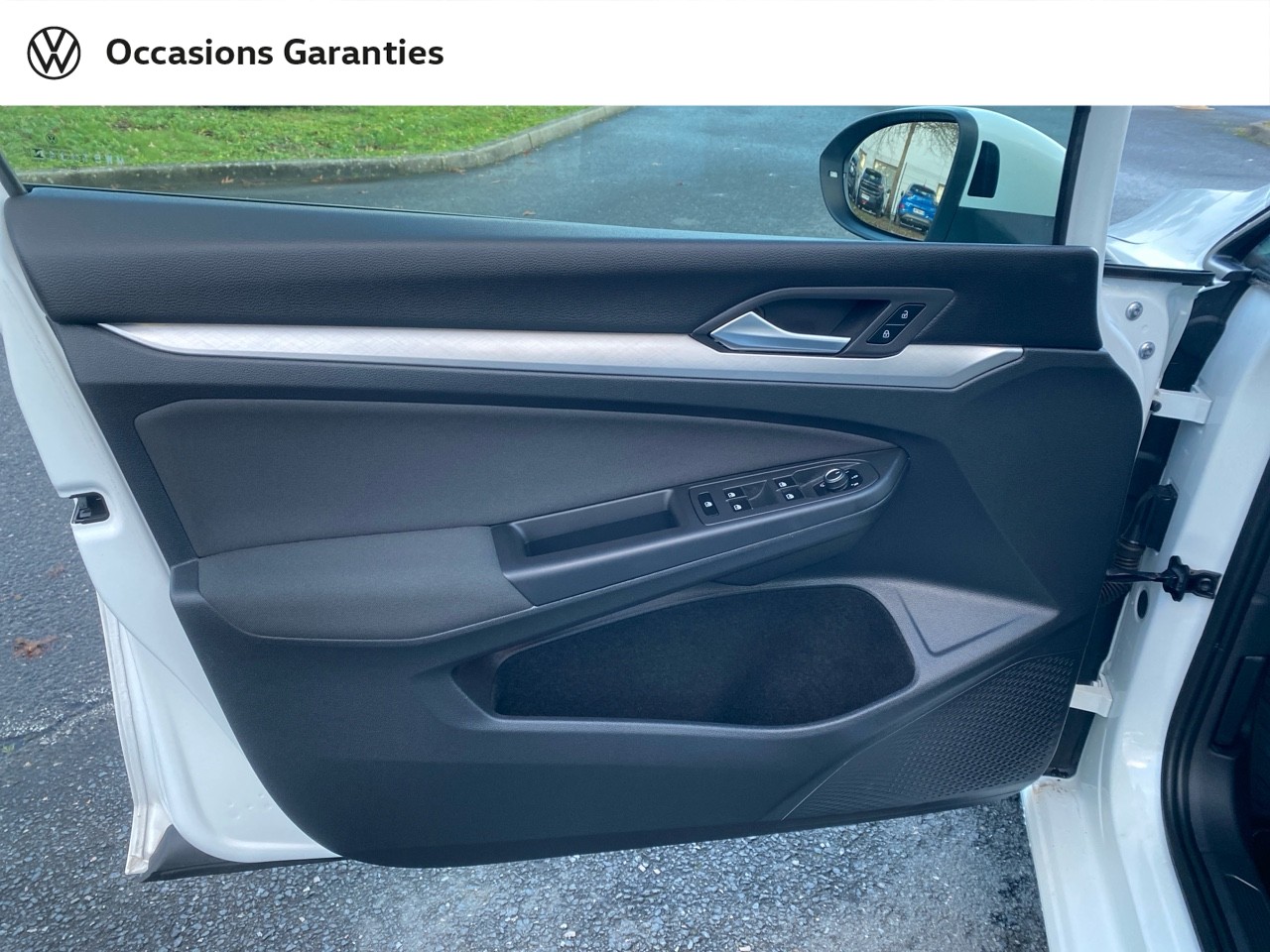 Voitures occasions VOLKSWAGEN Golf SW Life Business Rezé