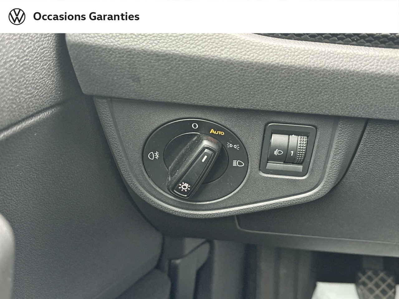 Voitures occasions VOLKSWAGEN POLO Life Plus Lens