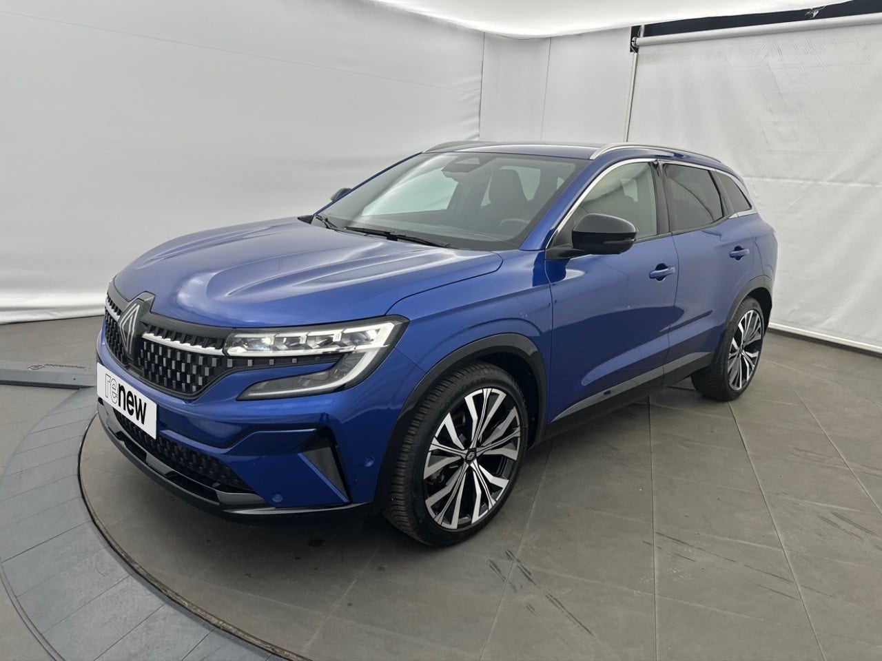 1.2 E-Tech full hybrid 200ch Iconic