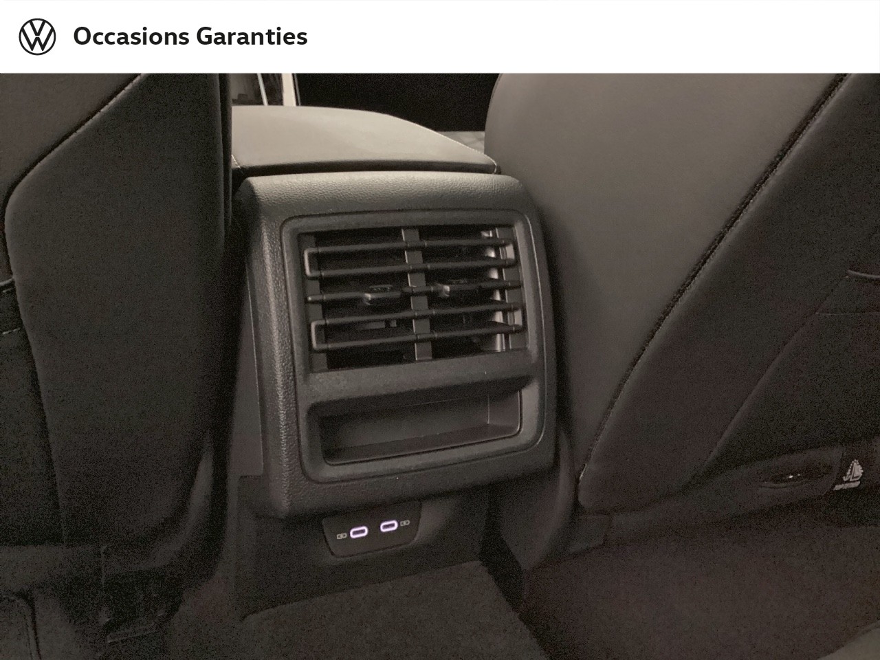 Voitures occasions VOLKSWAGEN GOLF R-Line Orvault