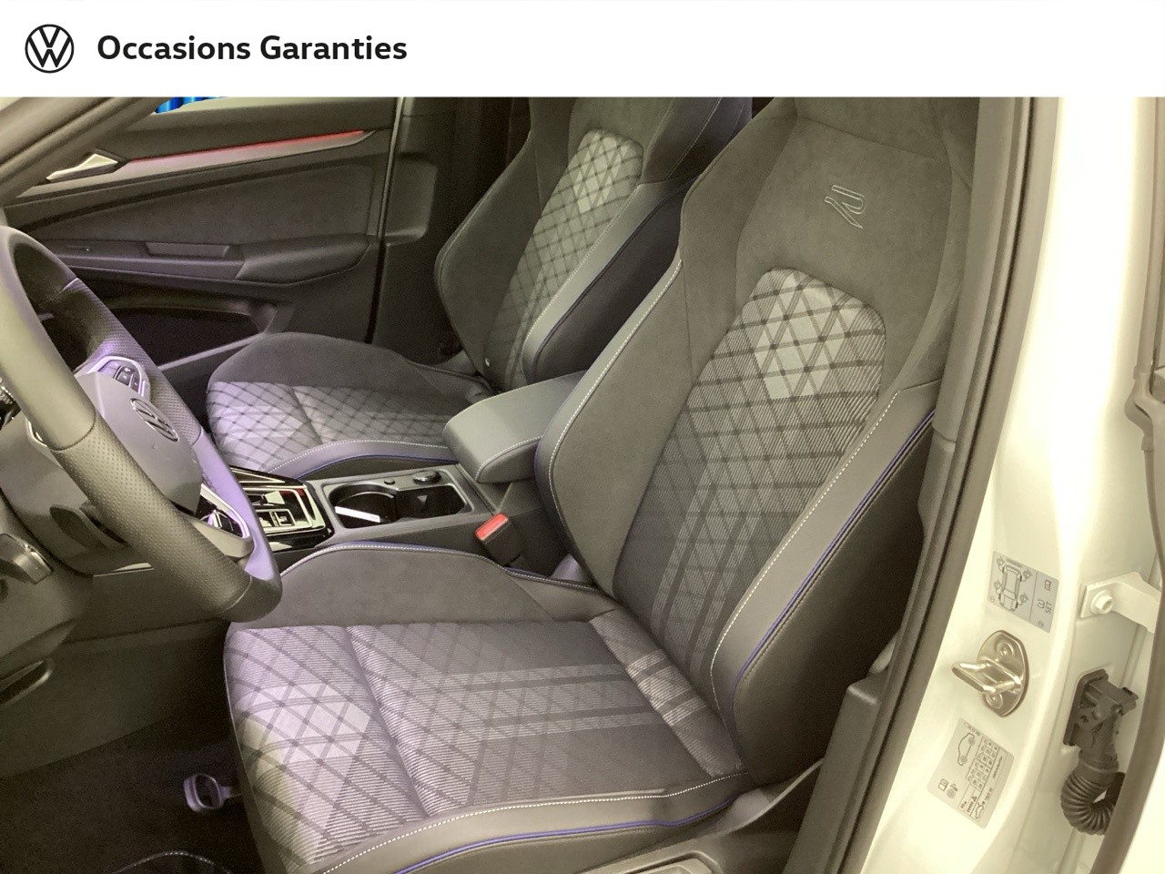 Voitures occasions VOLKSWAGEN GOLF R-Line Orvault
