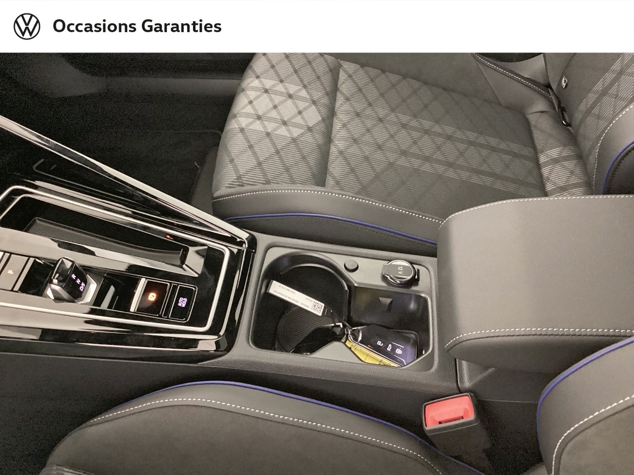 Voitures occasions VOLKSWAGEN GOLF R-Line Orvault