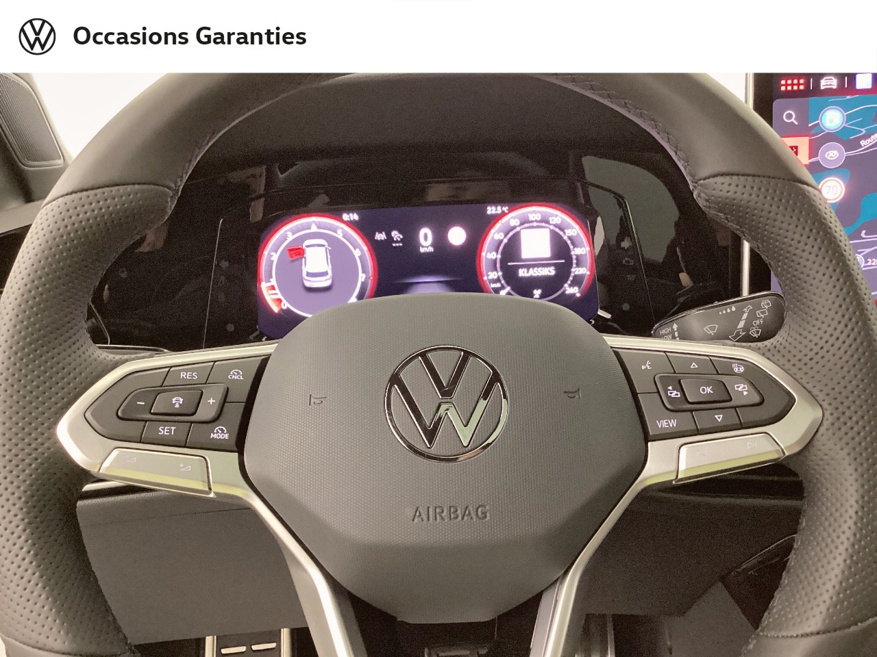 Voitures occasions VOLKSWAGEN GOLF R-Line Orvault