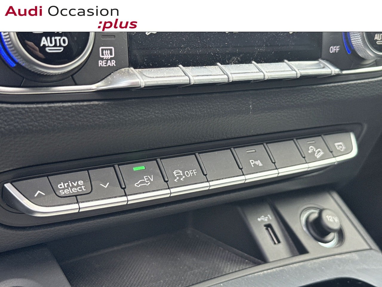 Voitures occasions Audi Q5 Sportback S line Saint-Thibault-des-Vignes