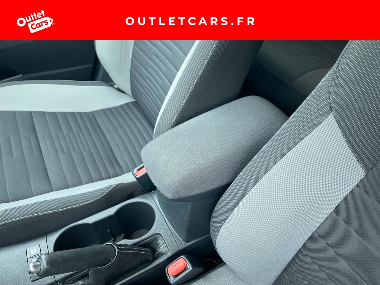 Voitures occasions TOYOTA Auris Touring Sports Design Rezé