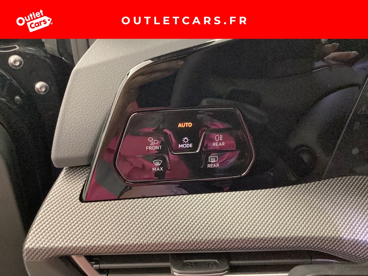 Voitures occasions VOLKSWAGEN GOLF R-Line Cagnes-sur-Mer