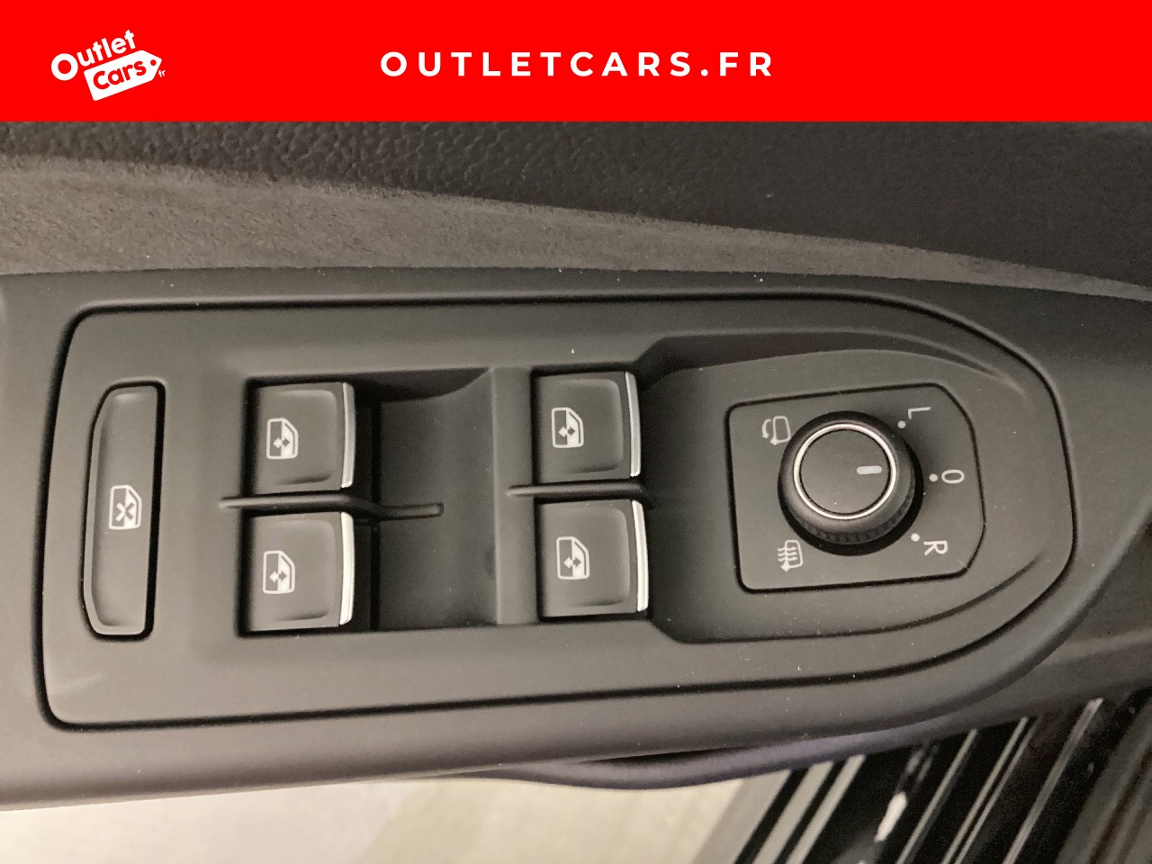Voitures occasions VOLKSWAGEN GOLF R-Line Cagnes-sur-Mer
