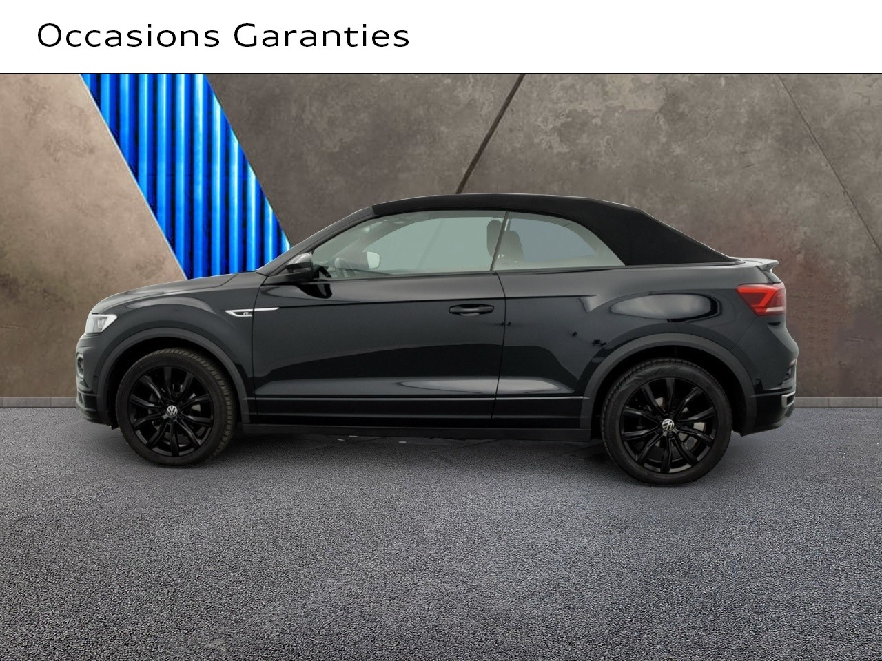 Voitures occasions VOLKSWAGEN T-Roc Cabriolet R-Line Saint-Thibault-des-Vignes
