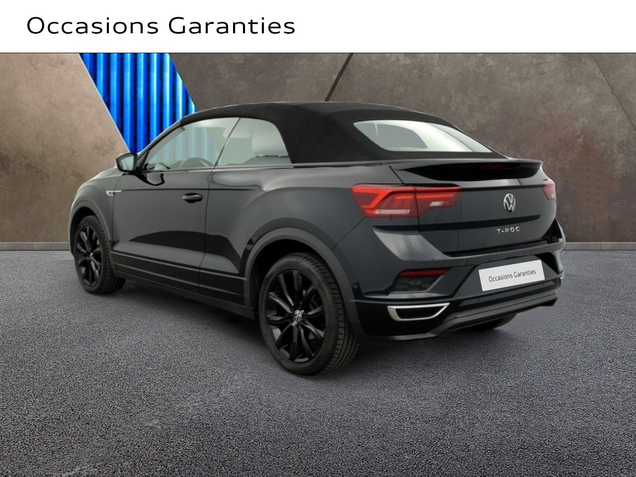Voitures occasions VOLKSWAGEN T-Roc Cabriolet R-Line Saint-Thibault-des-Vignes