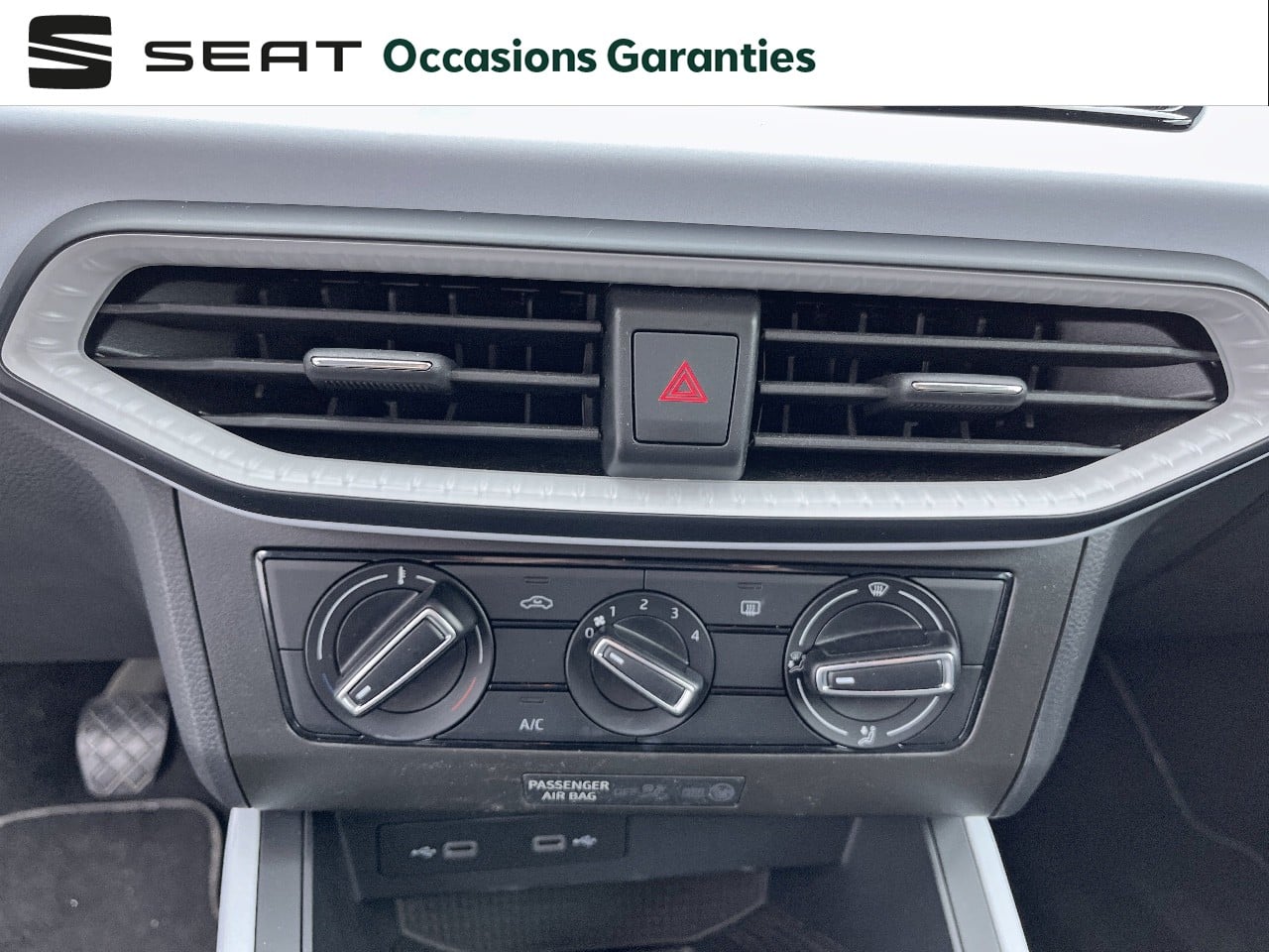 Voitures occasions SEAT ARONA Urban Orvault