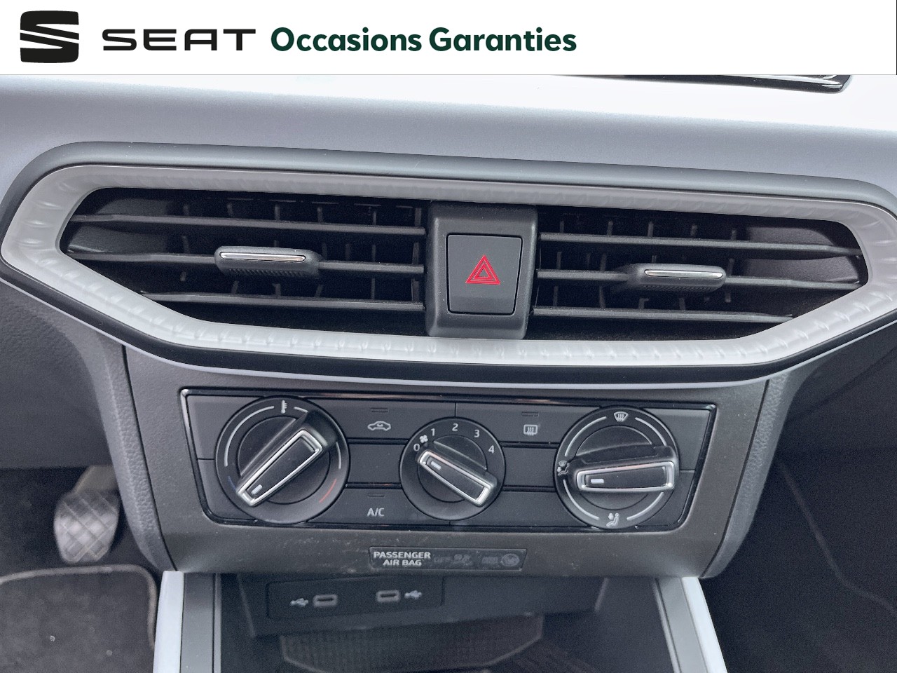 Voitures occasions SEAT ARONA Urban Orvault