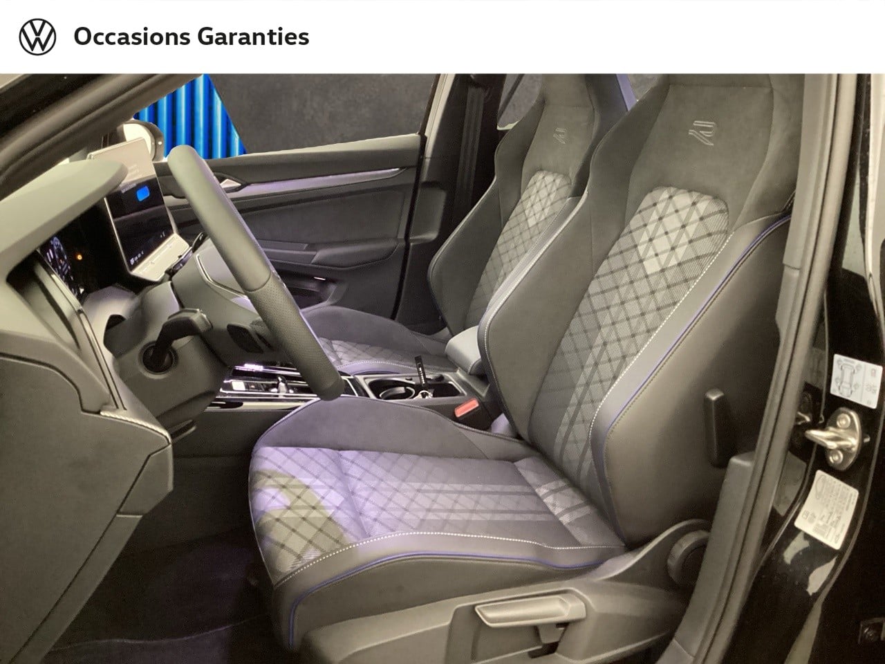 Voitures occasions VOLKSWAGEN GOLF R-Line Nice
