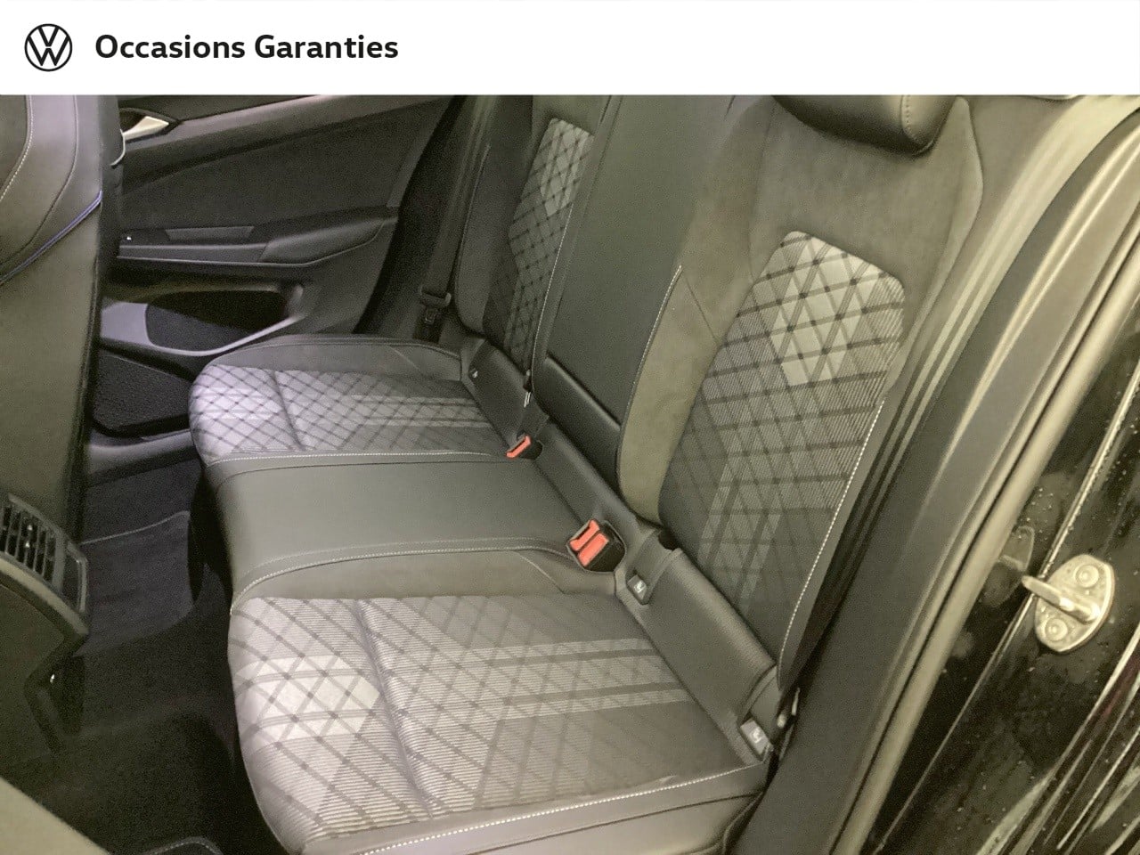 Voitures occasions VOLKSWAGEN GOLF R-Line Nice