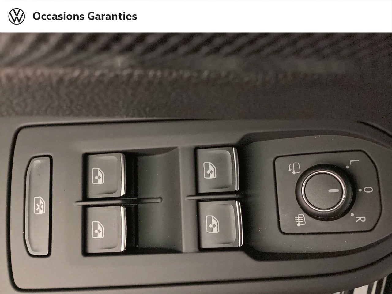 Voitures occasions VOLKSWAGEN GOLF R-Line Nice