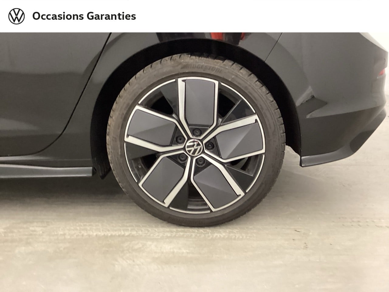 Voitures occasions VOLKSWAGEN GOLF R-Line Nice