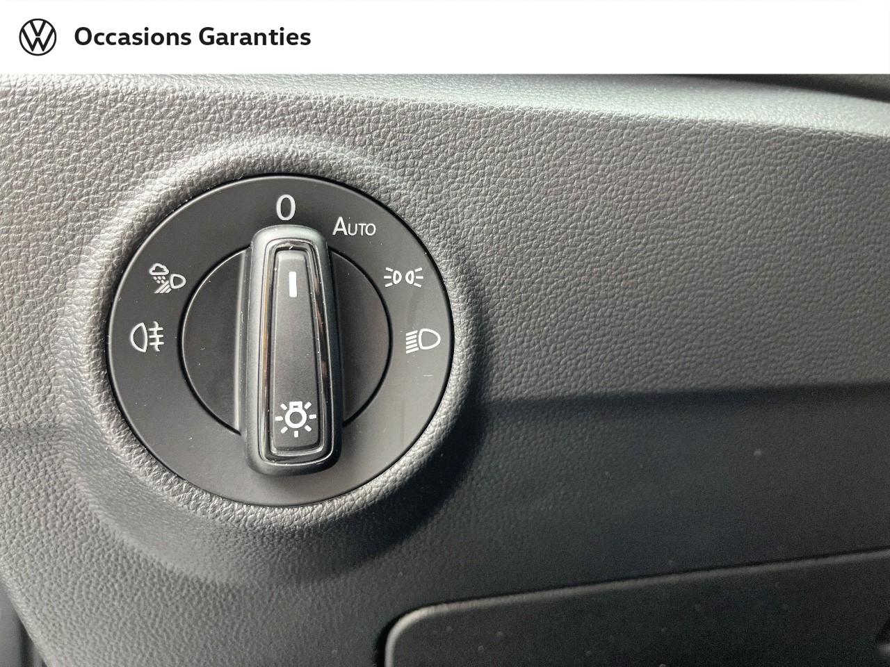 Voitures occasions VOLKSWAGEN T-ROC VW Edition Orvault