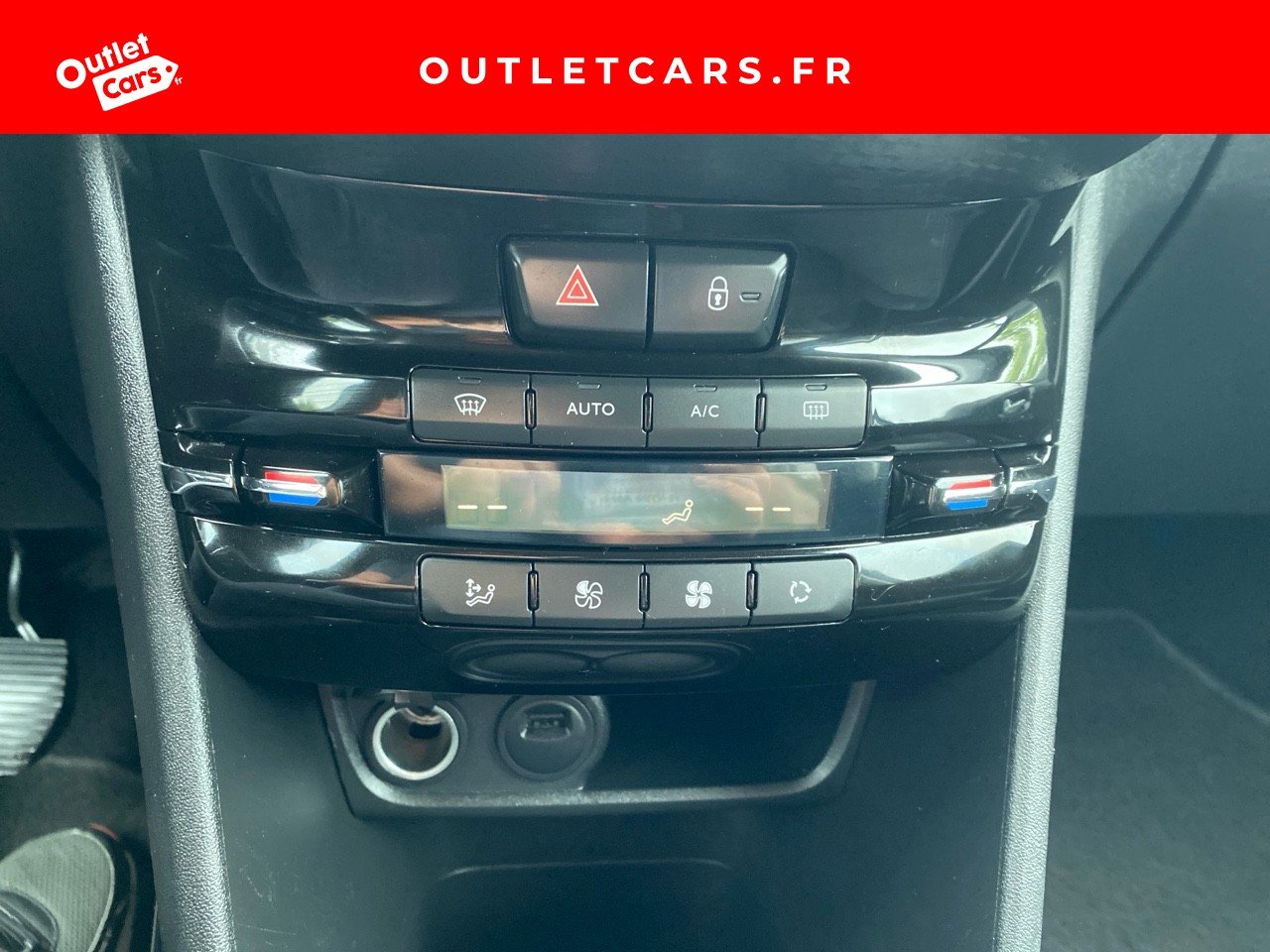 Voitures occasions PEUGEOT 2008 Signature Nantes