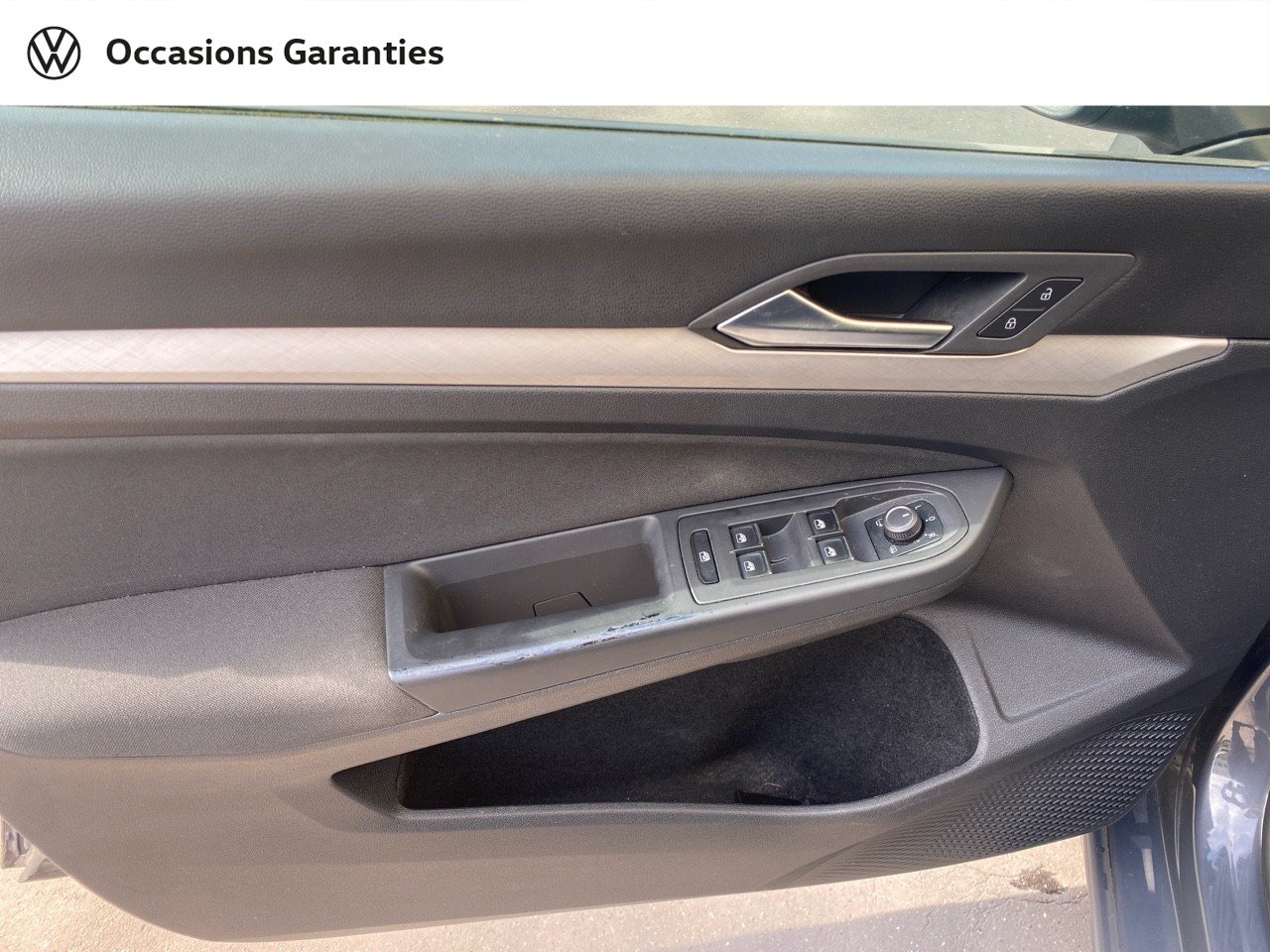 Voitures occasions VOLKSWAGEN Golf SW Life Business Villemomble