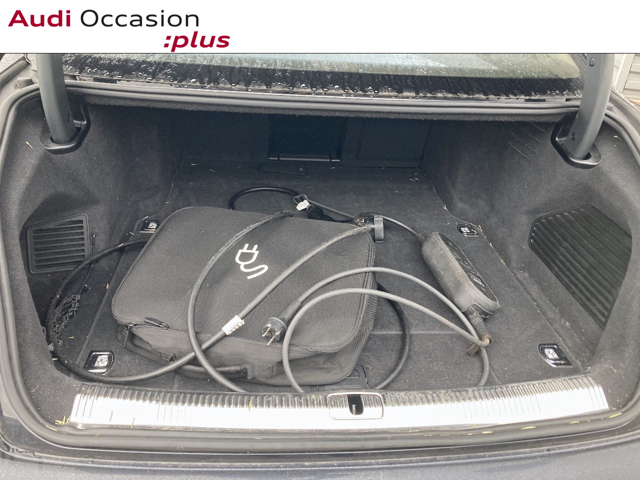 Voitures occasions Audi A8 Avus Extended Lille