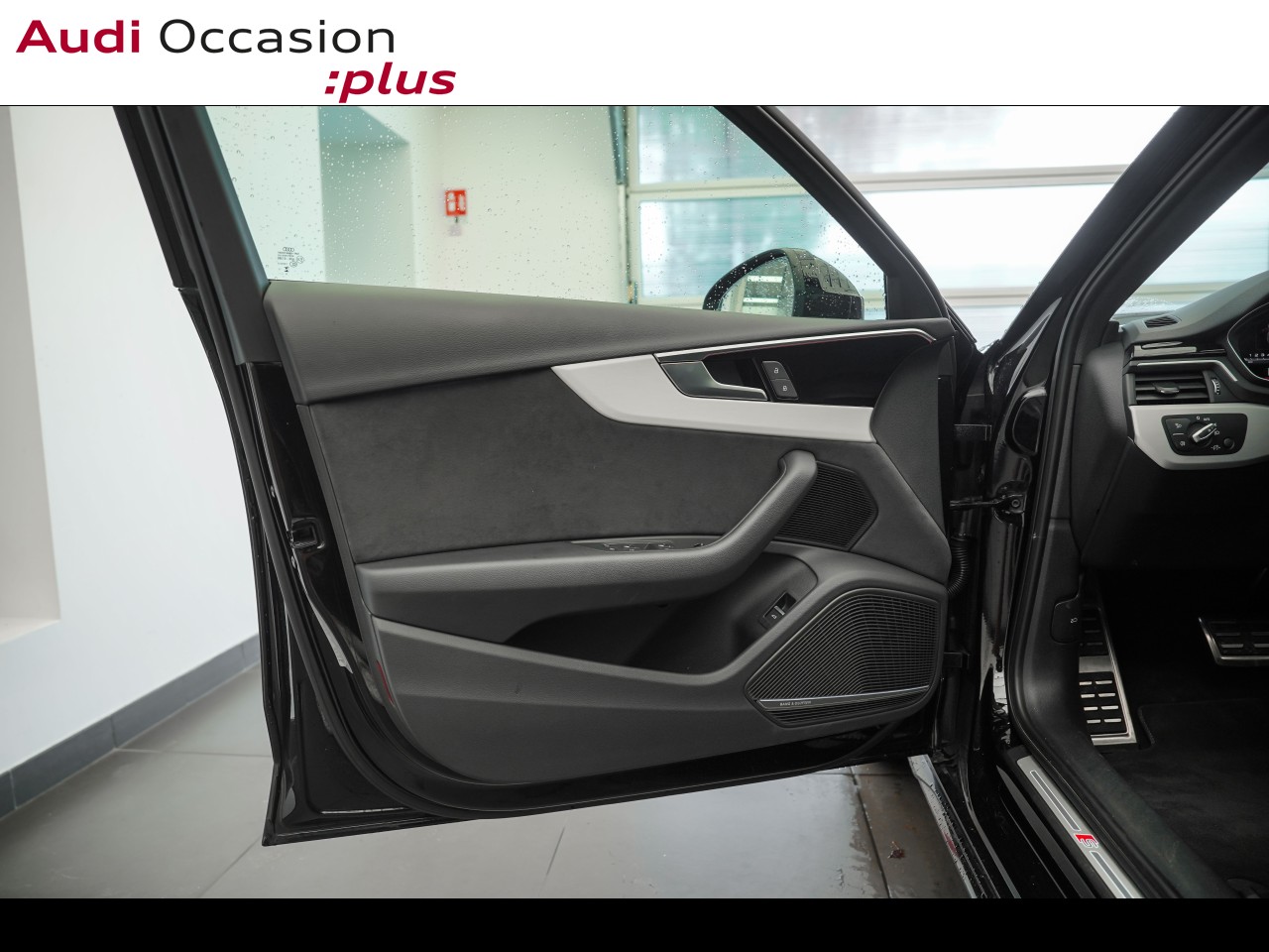 Voitures occasions Audi A4 Avant Competition Montigny-le-Bretonneux