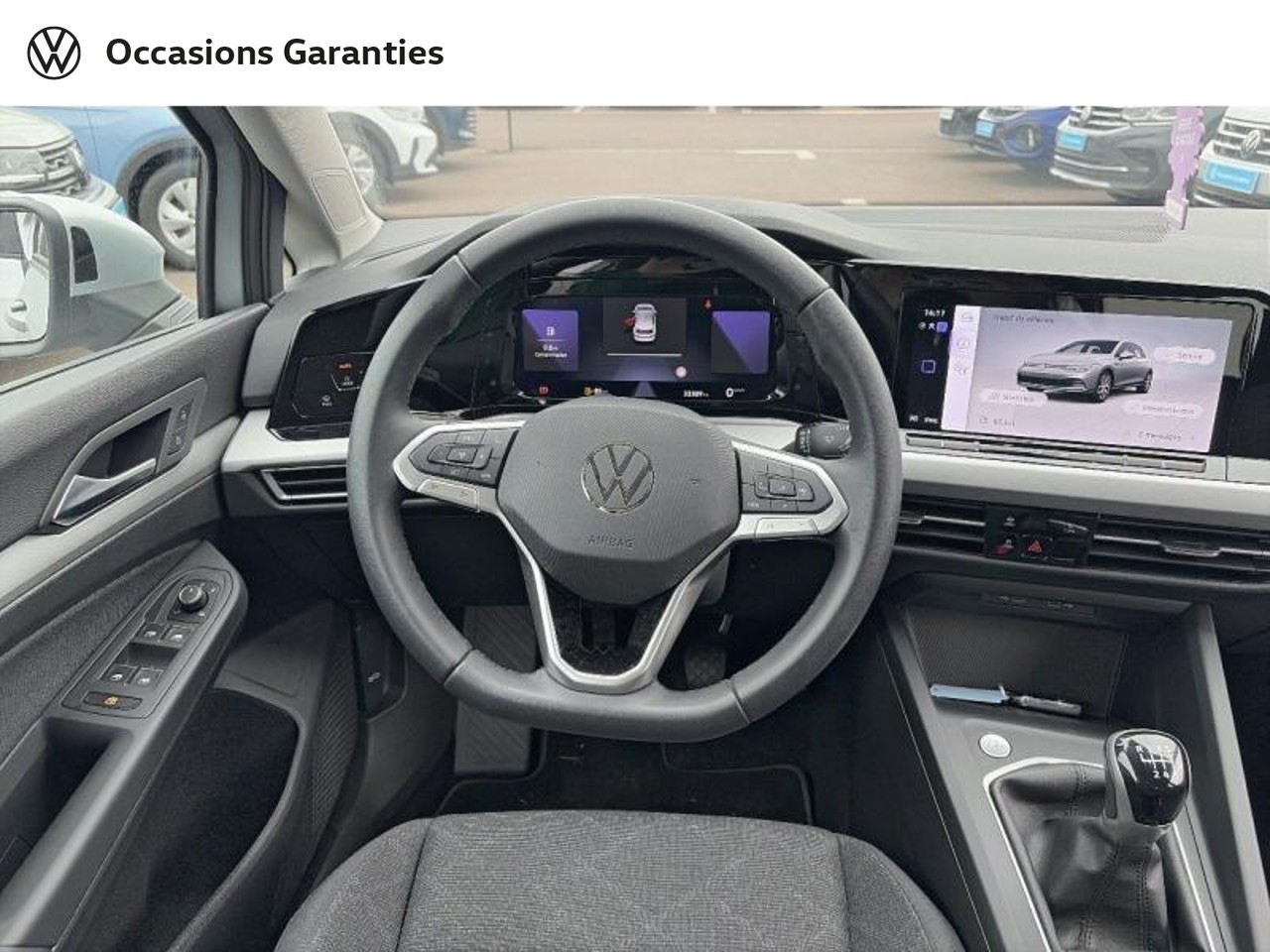 Voitures occasions VOLKSWAGEN GOLF Life Business Villeneuve-d'Ascq