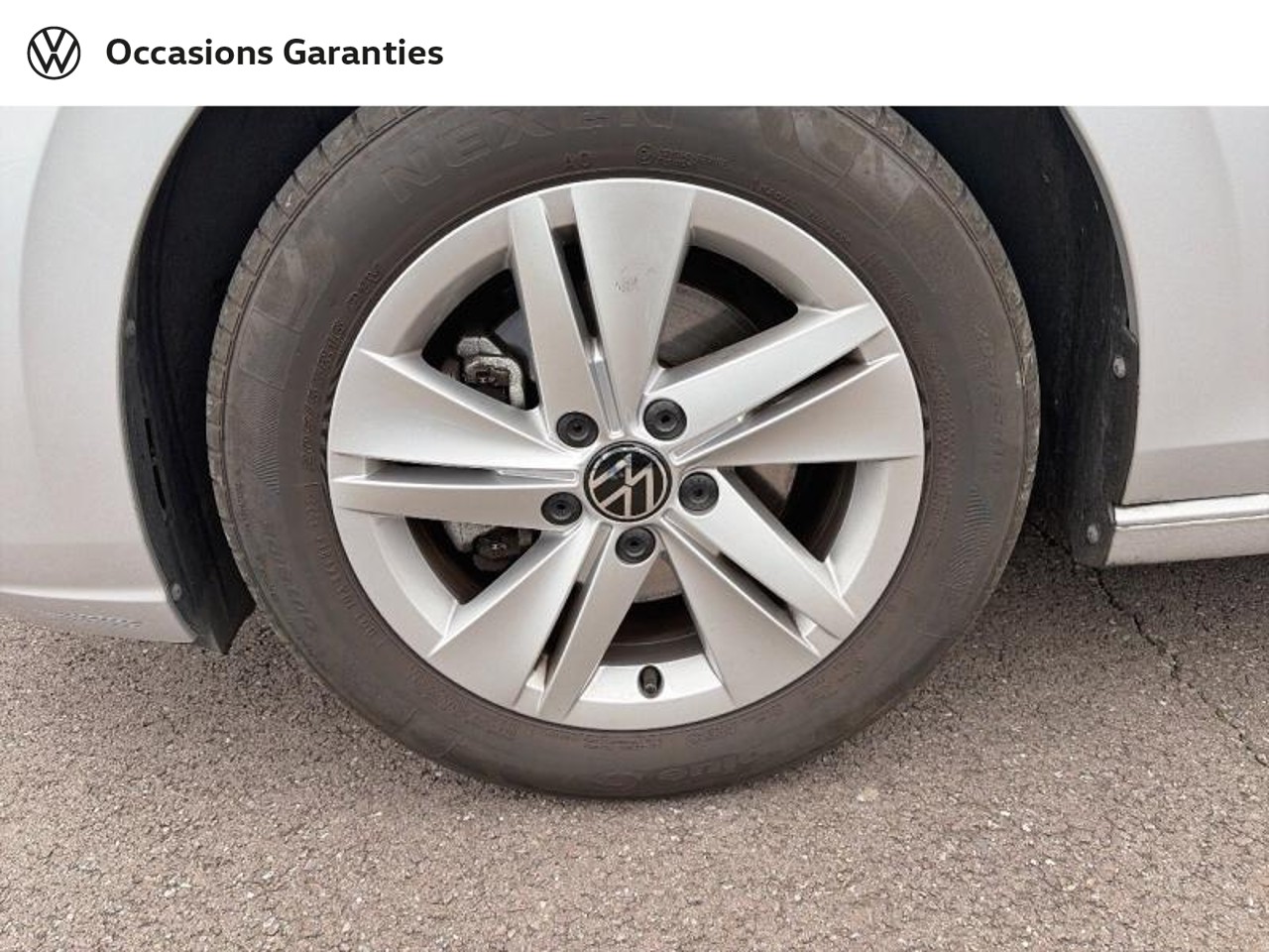 Voitures occasions VOLKSWAGEN GOLF Life Business Villeneuve-d'Ascq