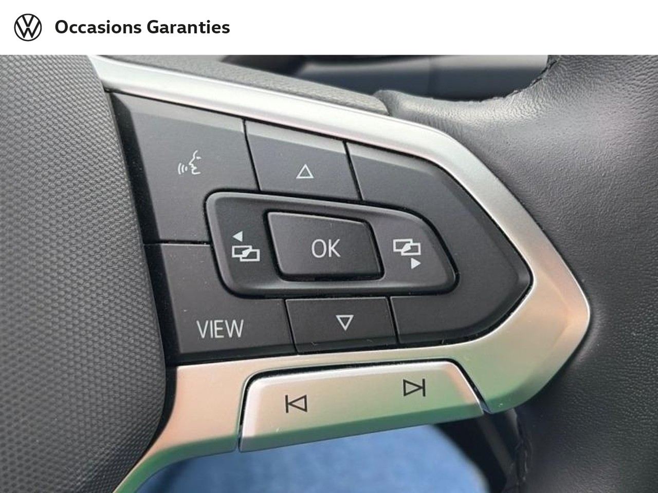 Voitures occasions VOLKSWAGEN GOLF Life Business Villeneuve-d'Ascq