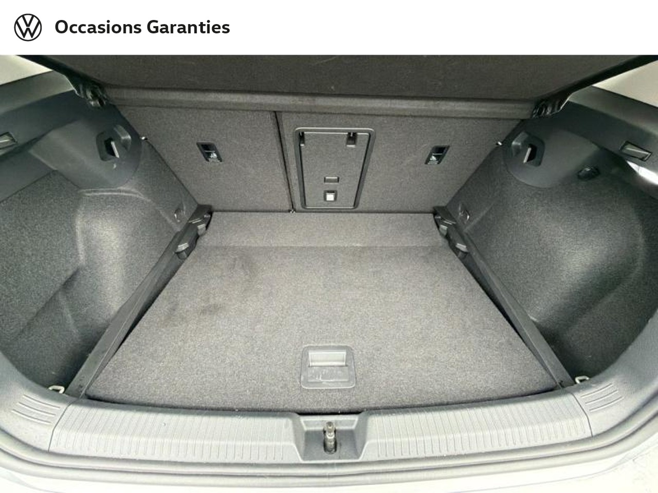 Voitures occasions VOLKSWAGEN GOLF Life Business Villeneuve-d'Ascq