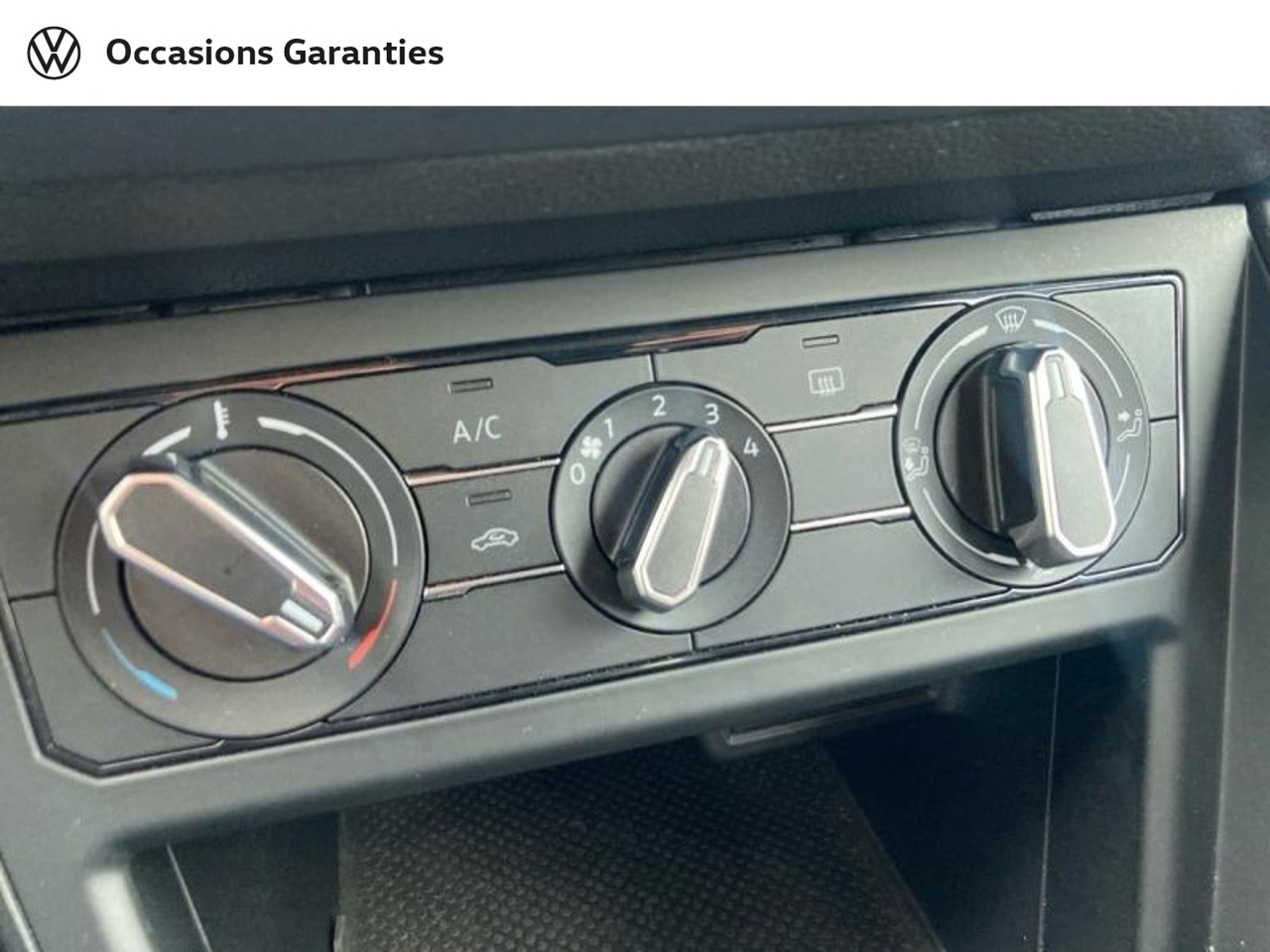 Voitures occasions VOLKSWAGEN POLO Base Villeneuve-d'Ascq