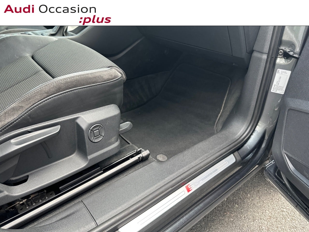 Voitures occasions Audi Q3 S line Montigny-le-Bretonneux