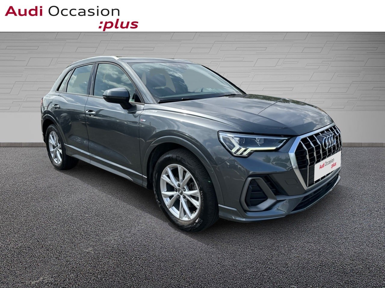 Voitures occasions Audi Q3 S line Montigny-le-Bretonneux