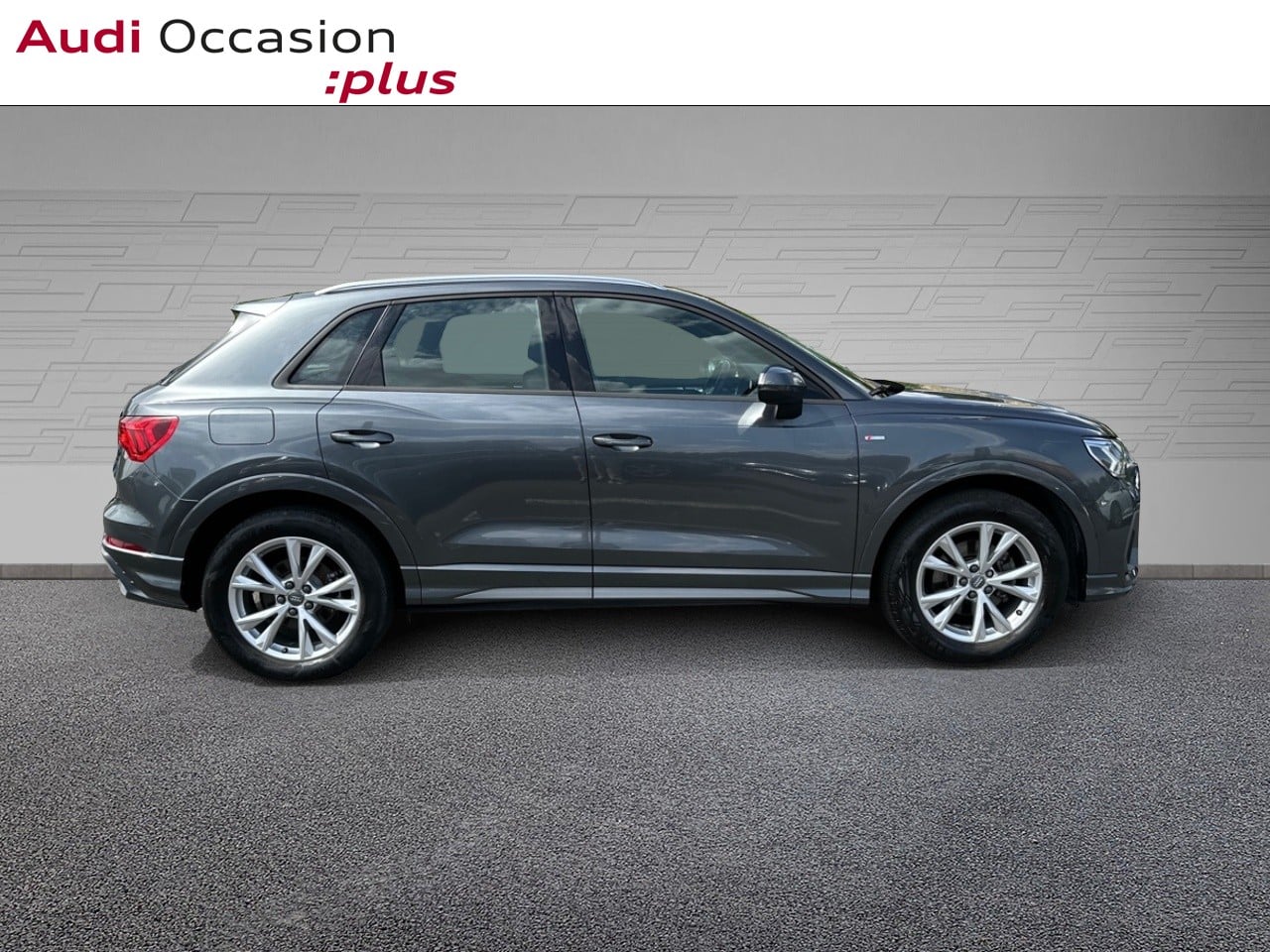 Voitures occasions Audi Q3 S line Montigny-le-Bretonneux