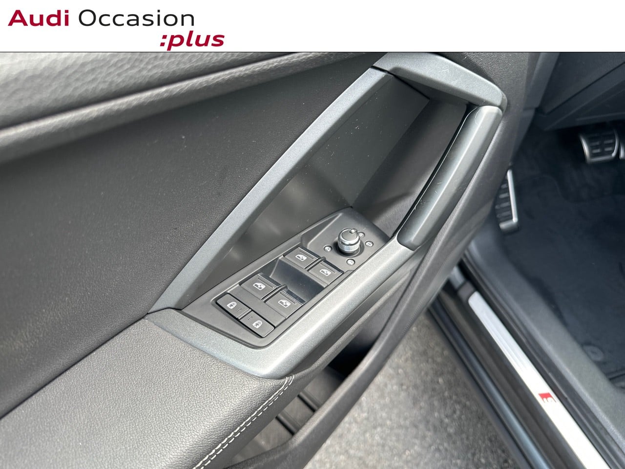 Voitures occasions Audi Q3 S line Montigny-le-Bretonneux