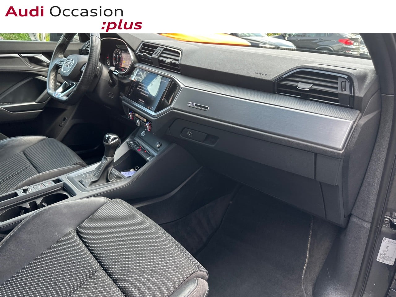 Voitures occasions Audi Q3 S line Montigny-le-Bretonneux