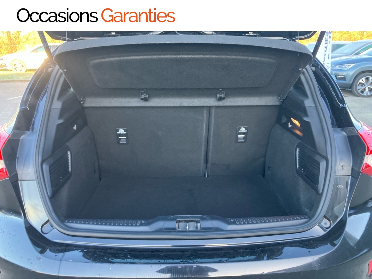 Voitures occasions FORD FOCUS ST-Line Business Vezin-le-Coquet