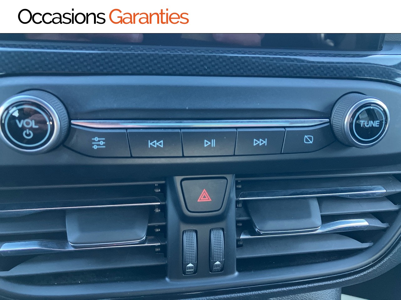 Voitures occasions FORD FOCUS ST-Line Business Vezin-le-Coquet